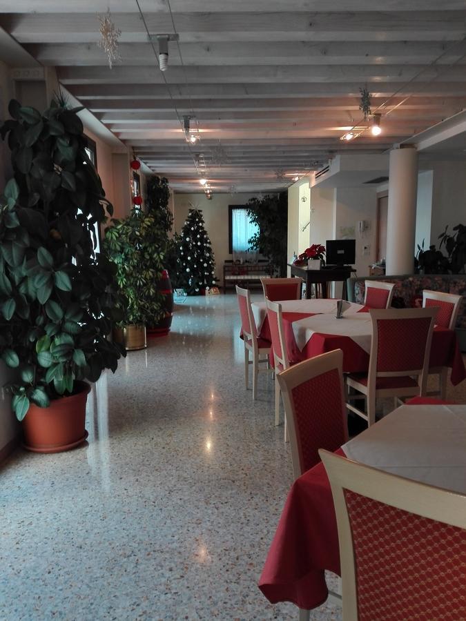 Al Bagolaro Bed & Breakfast Crocetta del Montello Екстериор снимка