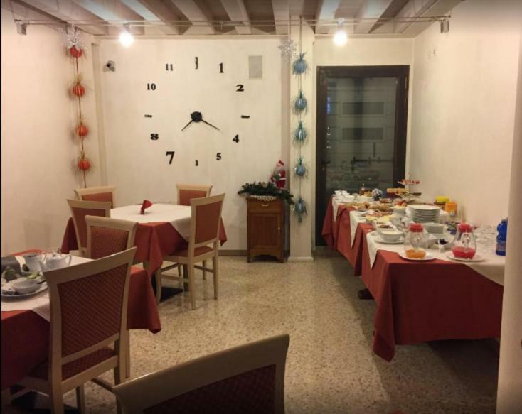 Al Bagolaro Bed & Breakfast Crocetta del Montello Екстериор снимка